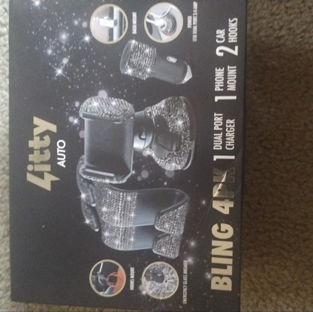 4itty Auto Black Car Mount Set